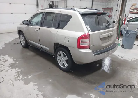 2010 Jeep Compass Sport из США, поврежденный, VIN 1J4NF1FB6AD646277